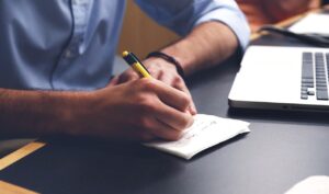 看護師の年収は上がる職場とは？