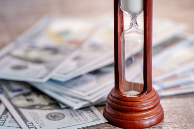 看護師は高収入を得るために夜勤なしでも可能？
